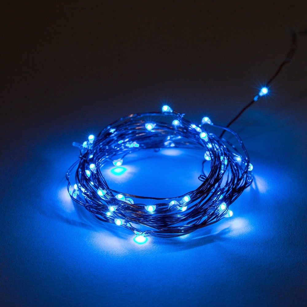 20 blue micro LEDs with plays of light and batteries