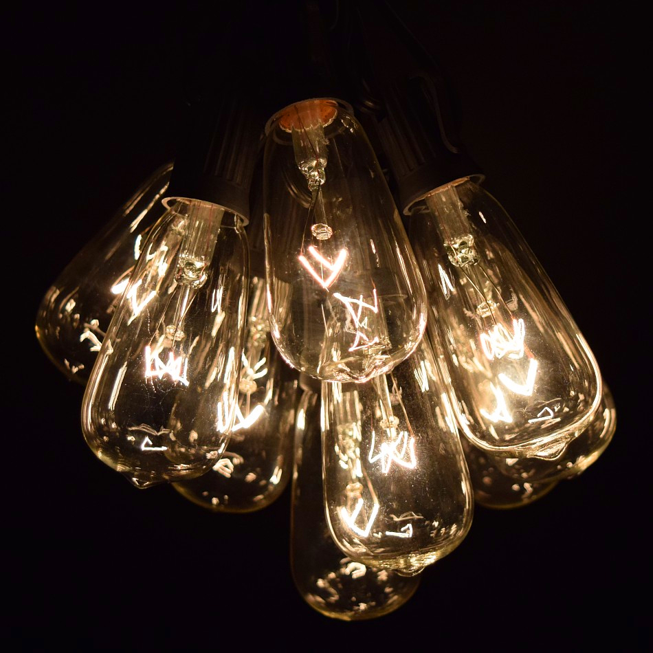 ST40 Clear C9 (E17) Base Light Bulbs - Image 5